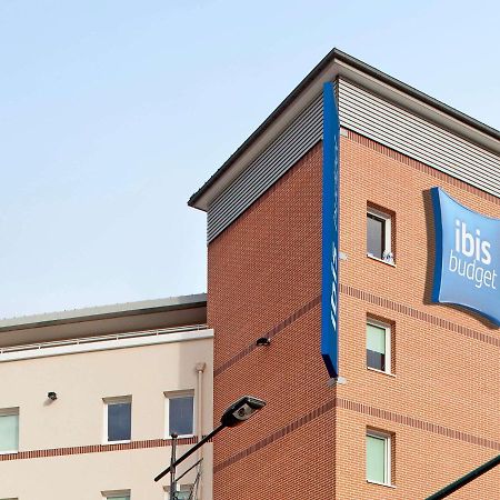 Ibis Budget Mantes-La-Jolie Esterno foto