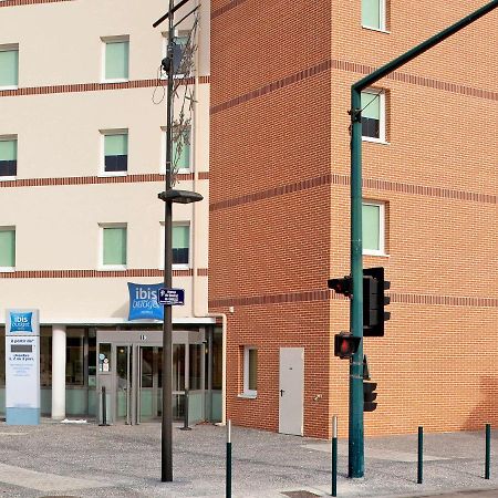 Ibis Budget Mantes-La-Jolie Esterno foto