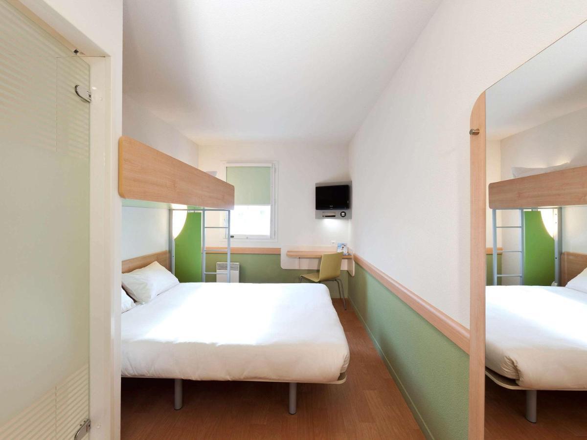 Ibis Budget Mantes-La-Jolie Esterno foto