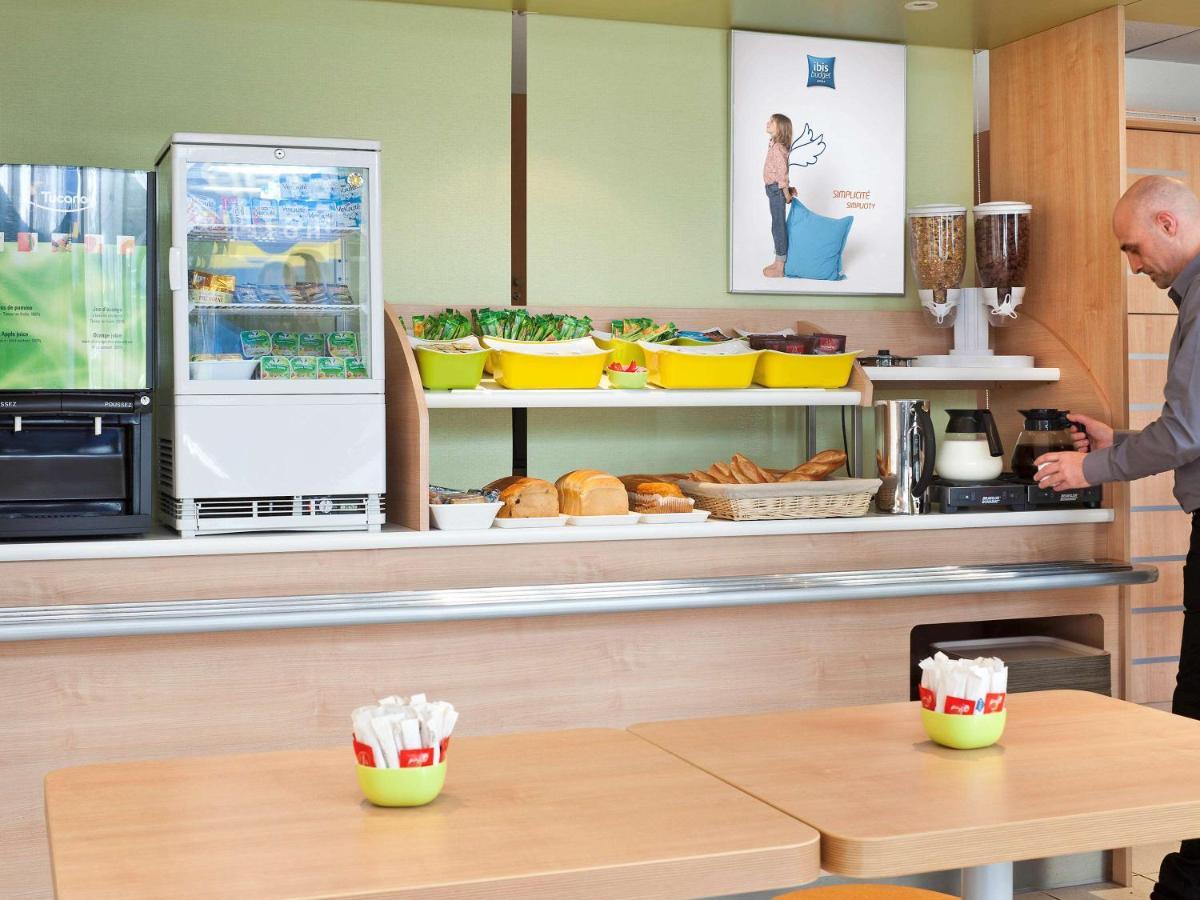 Ibis Budget Mantes-La-Jolie Esterno foto