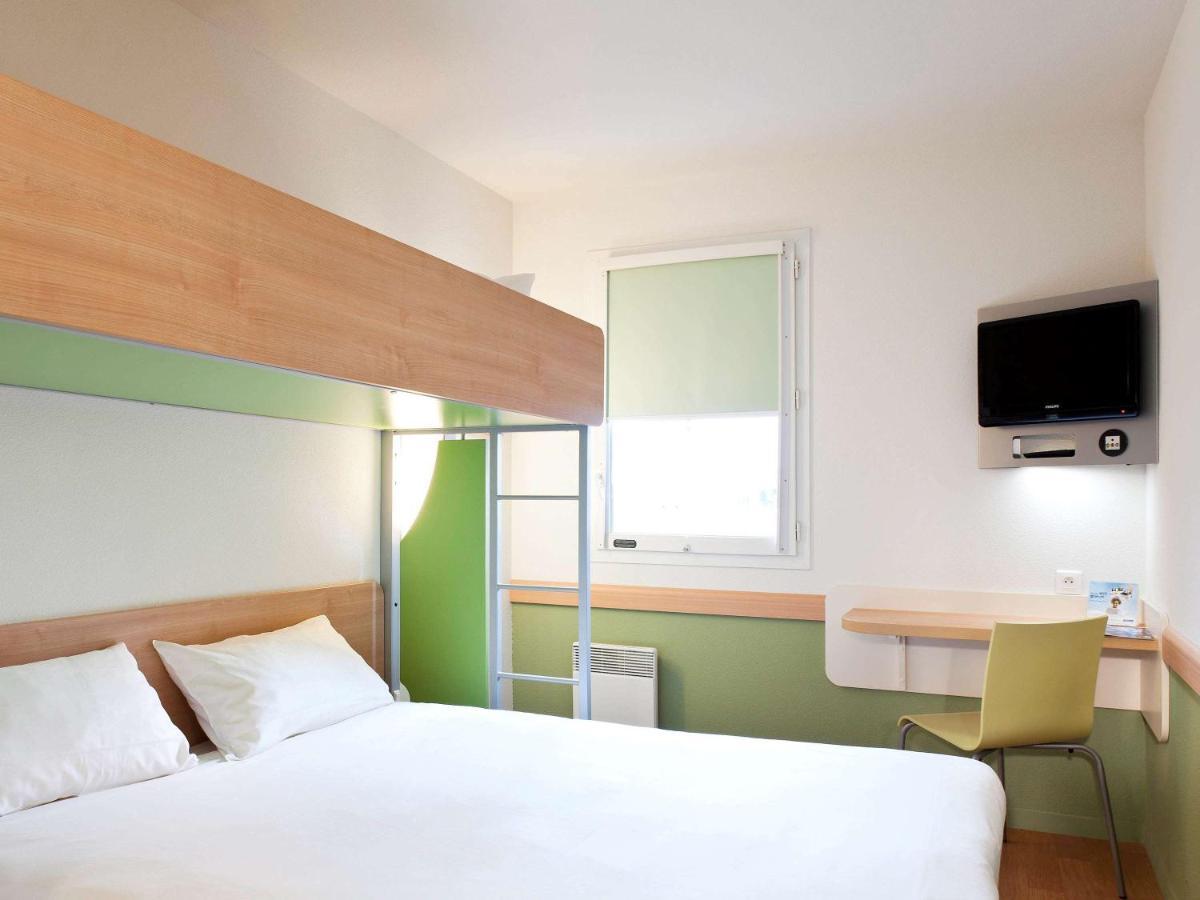 Ibis Budget Mantes-La-Jolie Esterno foto